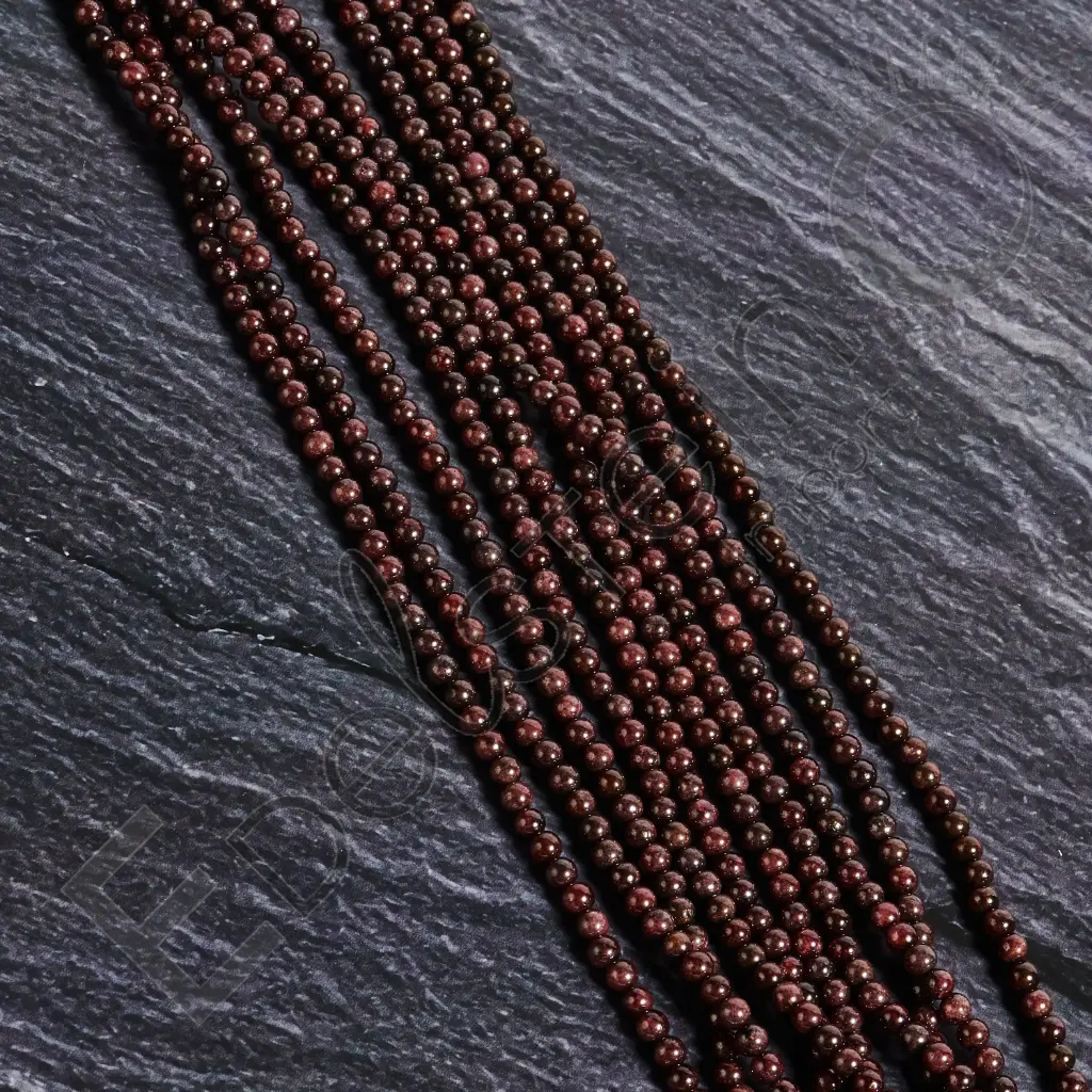 Fil de perles Grenat Almadin – Perles naturelles 4mm – Grossiste minéraux