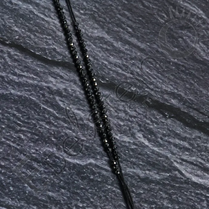 Fil de perles Spinelle noire – Perles naturelles facettés 2mm – Grossiste minéraux