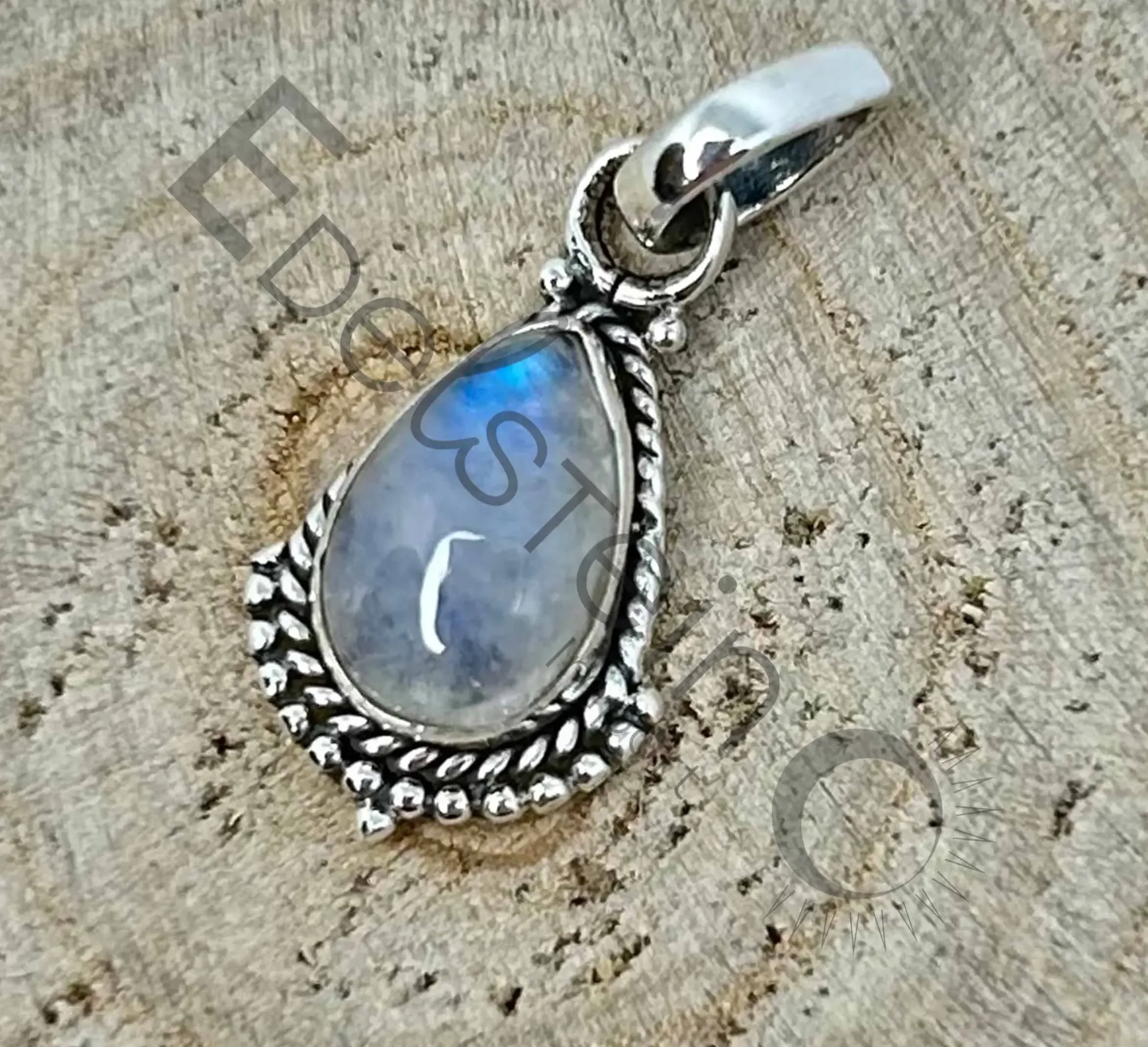 Pendentif Pierre de Lune blanche Goutte – Pierres naturelles Taille S – Grossiste minéraux