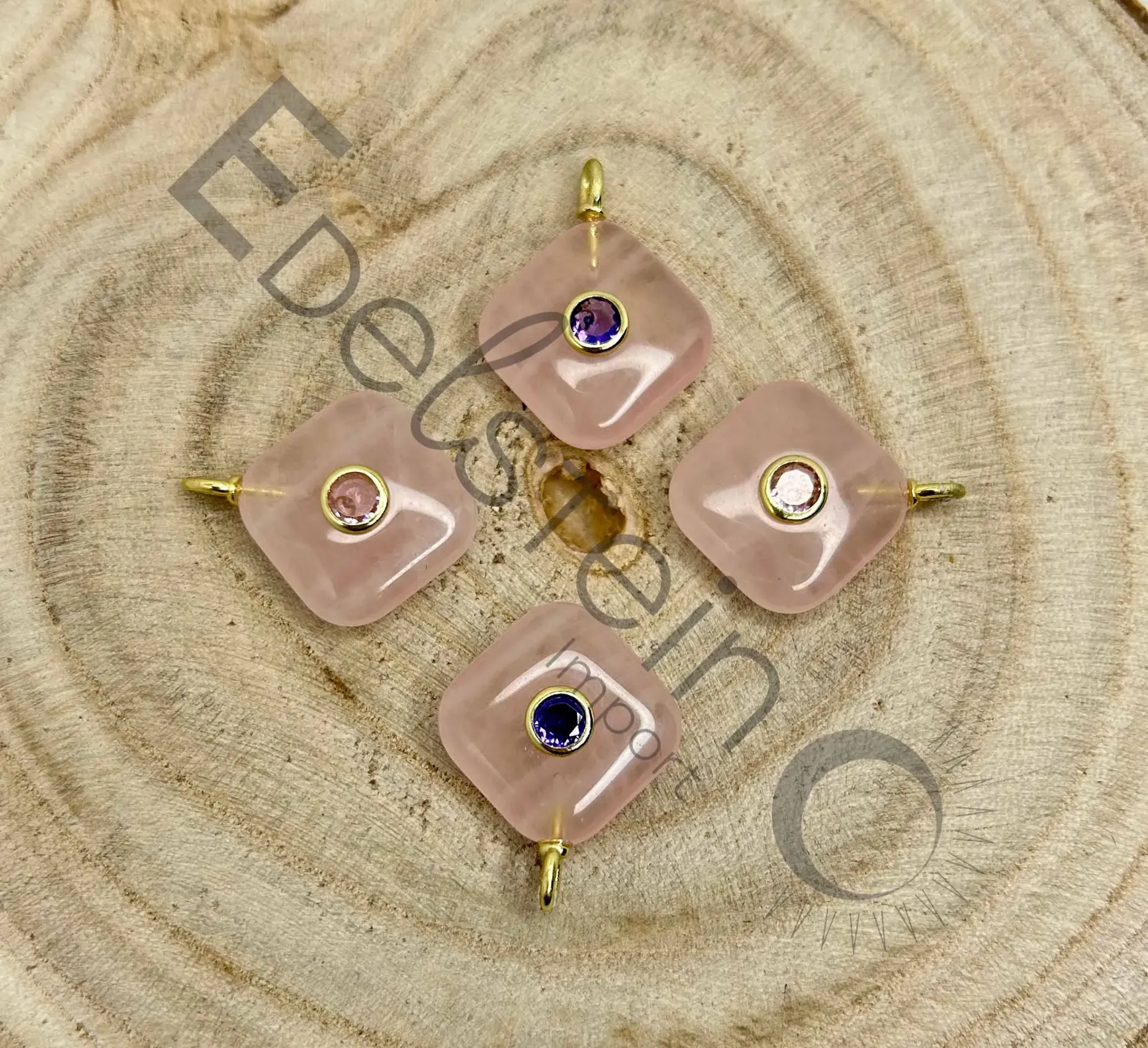 Pendentif Quartz Rose Carré avec Améthyste incrustée  - Pierres naturelles Taille S – Grossiste minéraux