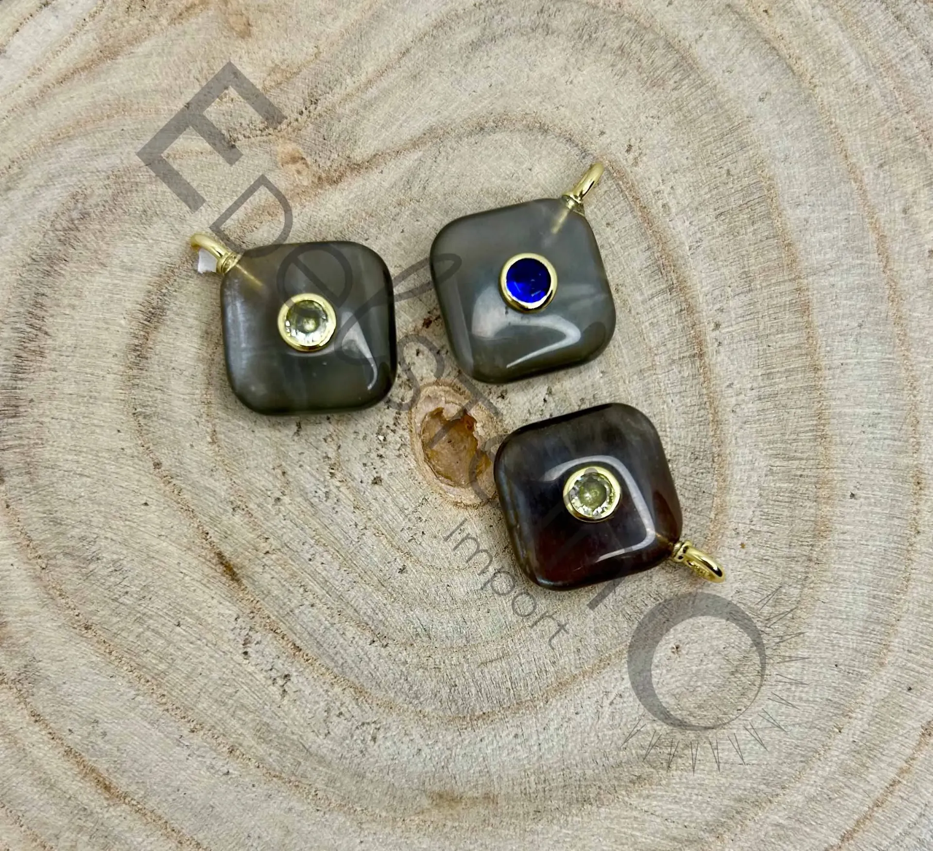 Pendentif Labradorite Carré avec Citrine incrusté  - Pierres naturelles Taille S – Grossiste minéraux