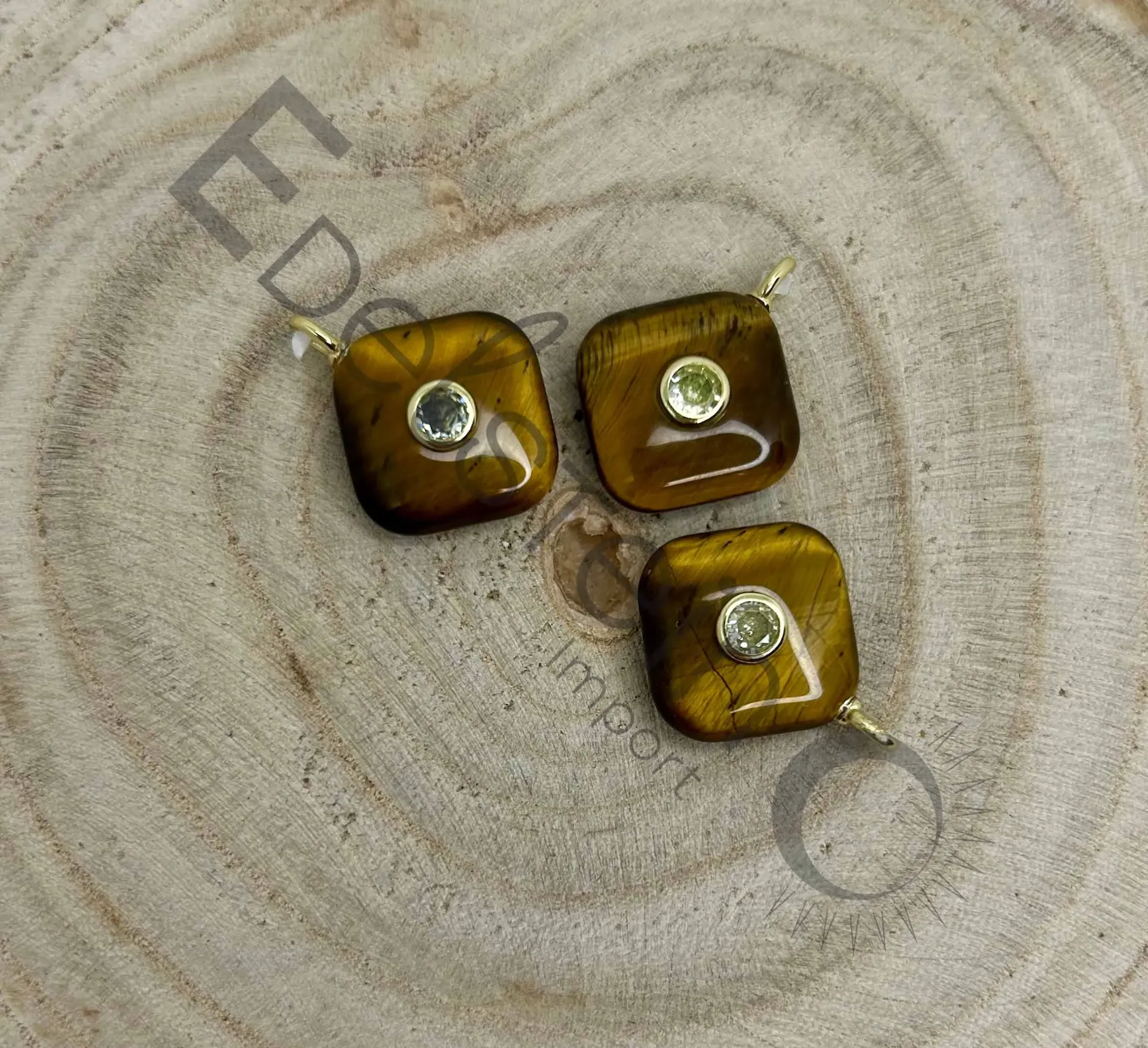 [PEN-ODTICACR-TS] Pendentif Oeil de Tigre Carré avec Cristal de Roche incrusté  - Pierres naturelles Taille S – Grossiste minéraux